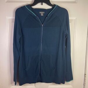 Eddie Bauer hooded‎ cardigan with zipper in Green.